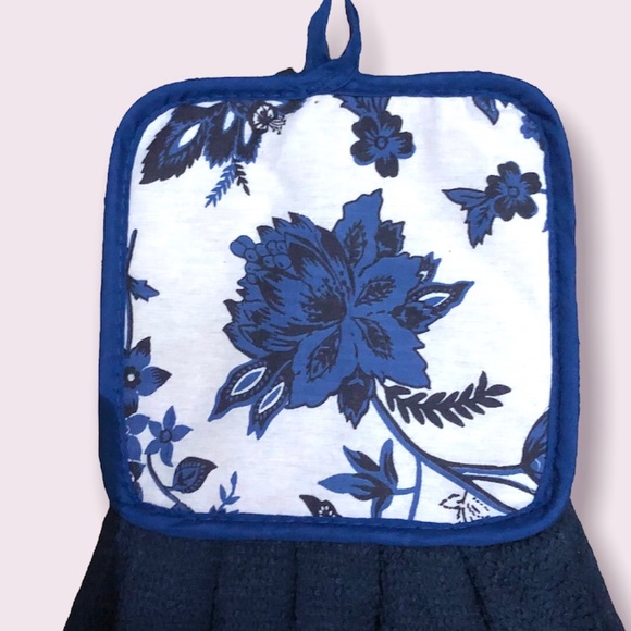 White Provincial Floral Navy Kitchen towel, Chinoiserie blue floral, Mom gift - Picture 2 of 4